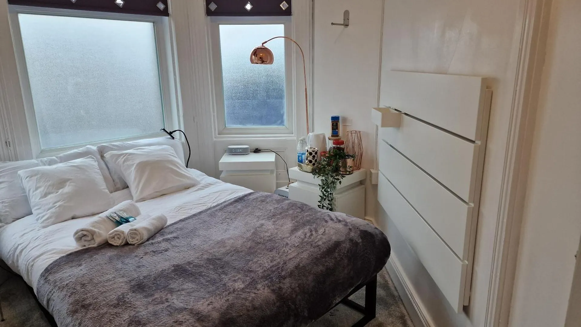 Aunty Katie'S Budget Rooms, 2 Miles From City Centre, Free Continental Breakfast ベルファスト 0*,  イギリス